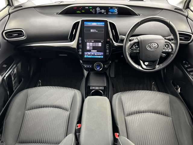 トヨタ プリウス ＰＨＶ A ナビパッケージ 福島県 2020(令2)年 3.2万km アティチュードブラックマイカ ／禁煙車/／純正１１．６型ナビ/／パノラミックビューモニター/／衝突軽減ブレーキ/／ブラインドスポットモニター/／ヘッドアップディスプレイ/／パーキングアシスト/／レーダクルーズコントロール/／１００V電源/／ＥＴＣ2.0/／フルセグTV/／前席シートヒーター/／運転席パワーシート/／クリアランスソナー/／車線逸脱警報/／Bluetooth/／スマートキー/／スペアキーあり