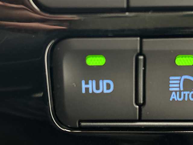 トヨタ プリウス ＰＨＶ A ナビパッケージ 福島県 2020(令2)年 3.2万km アティチュードブラックマイカ ／禁煙車/／純正１１．６型ナビ/／パノラミックビューモニター/／衝突軽減ブレーキ/／ブラインドスポットモニター/／ヘッドアップディスプレイ/／パーキングアシスト/／レーダクルーズコントロール/／１００V電源/／ＥＴＣ2.0/／フルセグTV/／前席シートヒーター/／運転席パワーシート/／クリアランスソナー/／車線逸脱警報/／Bluetooth/／スマートキー/／スペアキーあり