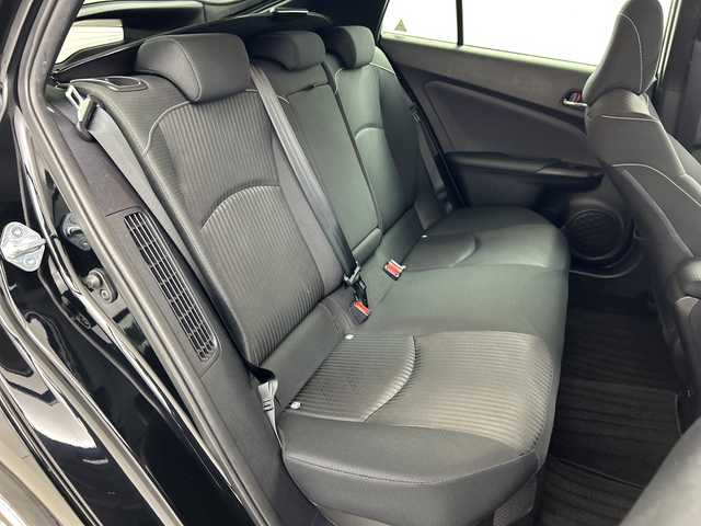 トヨタ プリウス ＰＨＶ A ナビパッケージ 福島県 2020(令2)年 3.2万km アティチュードブラックマイカ ／禁煙車/／純正１１．６型ナビ/／パノラミックビューモニター/／衝突軽減ブレーキ/／ブラインドスポットモニター/／ヘッドアップディスプレイ/／パーキングアシスト/／レーダクルーズコントロール/／１００V電源/／ＥＴＣ2.0/／フルセグTV/／前席シートヒーター/／運転席パワーシート/／クリアランスソナー/／車線逸脱警報/／Bluetooth/／スマートキー/／スペアキーあり