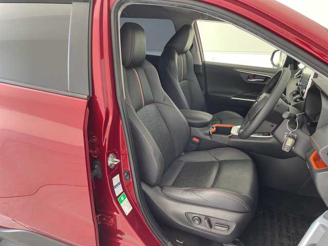 トヨタ ＲＡＶ４ アドベンチャー 愛知県 2022(令4)年 2.3万km センシュアルレッドマイカ 純正9型ディスプレイオーディオナビ/レーダークルーズコントロール/シートヒーター/エアシート/バックカメラ/パワーシート/コーナーセンサー/純正アルミホイール/ルーフレール/ETC2.0/ブラインドスポットモニター/LEDヘッドライト/ステアリングヒーター/オートマチックハイビーム/衝突軽減システム/フルセグ/Bluetooth/ステアリングスイッチ/スマートキー/プッシュスタート