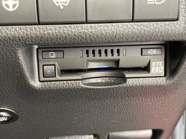 トヨタ ＲＡＶ４ アドベンチャー 愛知県 2022(令4)年 2.3万km センシュアルレッドマイカ 純正9型ディスプレイオーディオナビ/レーダークルーズコントロール/シートヒーター/エアシート/バックカメラ/パワーシート/コーナーセンサー/純正アルミホイール/ルーフレール/ETC2.0/ブラインドスポットモニター/LEDヘッドライト/ステアリングヒーター/オートマチックハイビーム/衝突軽減システム/フルセグ/Bluetooth/ステアリングスイッチ/スマートキー/プッシュスタート