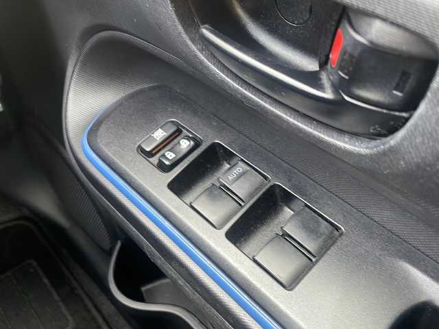 トヨタ アクア S 京都府 2013(平25)年 6.2万km スーパーレッドⅤ ALPINEナビ(VIE-X007W-S)/・フルセグTV/CD/DVD/BT Audio/バックカメラ/ETC/レーダー探知機