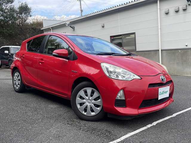 トヨタ アクア S 京都府 2013(平25)年 6.2万km スーパーレッドⅤ ALPINEナビ(VIE-X007W-S)/・フルセグTV/CD/DVD/BT Audio/バックカメラ/ETC/レーダー探知機