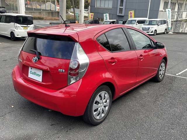 トヨタ アクア S 京都府 2013(平25)年 6.2万km スーパーレッドⅤ ALPINEナビ(VIE-X007W-S)/・フルセグTV/CD/DVD/BT Audio/バックカメラ/ETC/レーダー探知機