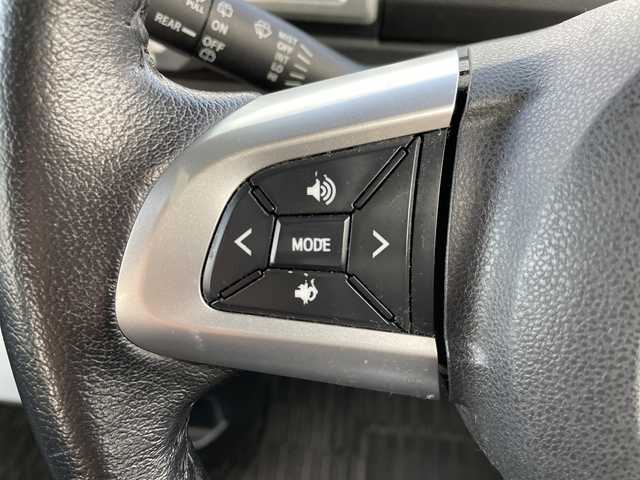 ダイハツ ウェイク G 神奈川県 2015(平27)年 6.7万km ブラックマイカメタリック ・８インチナビ　/・バックカメラ　/・ＬＥＤヘッドライト　/・両側パワースライドドア　/・Ｂｌｕｅｔｏｏｔｈ　/・ＤＶＤ　ＣＤ　/・フルセグＴＶ　/・ＥＴＣ　/・リアサンシェード　/・スマートキー　/・プッシュスタート　/・フォグランプ/・サイドバイザー/・ルーフキャリア/・ルーフキャリアボックス