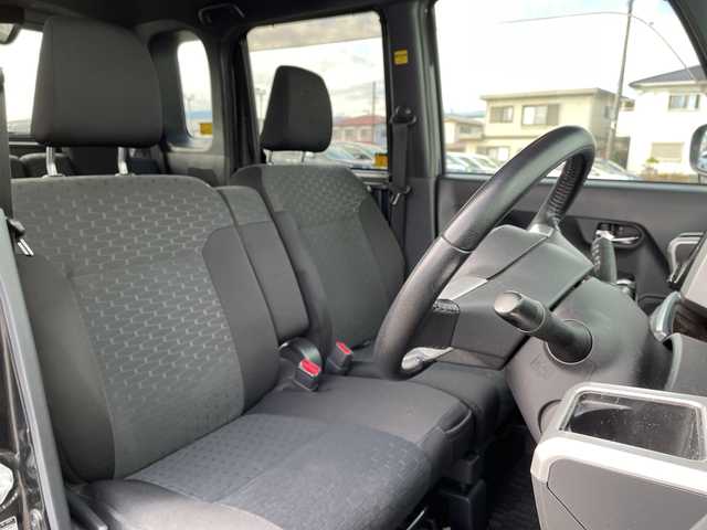 ダイハツ ウェイク G 神奈川県 2015(平27)年 6.7万km ブラックマイカメタリック ・８インチナビ　/・バックカメラ　/・ＬＥＤヘッドライト　/・両側パワースライドドア　/・Ｂｌｕｅｔｏｏｔｈ　/・ＤＶＤ　ＣＤ　/・フルセグＴＶ　/・ＥＴＣ　/・リアサンシェード　/・スマートキー　/・プッシュスタート　/・フォグランプ/・サイドバイザー/・ルーフキャリア/・ルーフキャリアボックス