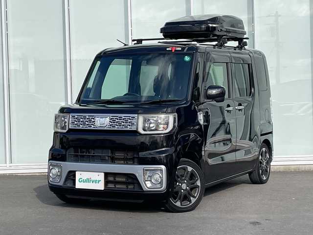 ダイハツ ウェイク G 神奈川県 2015(平27)年 6.7万km ブラックマイカメタリック ・８インチナビ　/・バックカメラ　/・ＬＥＤヘッドライト　/・両側パワースライドドア　/・Ｂｌｕｅｔｏｏｔｈ　/・ＤＶＤ　ＣＤ　/・フルセグＴＶ　/・ＥＴＣ　/・リアサンシェード　/・スマートキー　/・プッシュスタート　/・フォグランプ/・サイドバイザー/・ルーフキャリア/・ルーフキャリアボックス