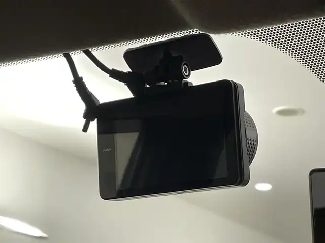 日産 キックス X ツートーンインテリアED 福島県 2021(令3)年 3.9万km プレミアムホライズンオレンジ/ピュアブラック 2トーン 安全装備/・衝突軽減ブレーキ/・プロパイロット/・踏み間違い衝突防止アシスト/・前方衝突予測警報/・車線逸脱防止支援システム/・車線逸脱警報/・ふらつき警報/ワンオーナー/純正9インチSDナビ/型式：MM320D-2/・アラウンドビューモニター /・フルセグTV /・ETC/・前方ドライブレコーダー/・Bluetooth/・CD/DVD/・FM/AM/・ステアリングスイッチ/デジタルインナーミラー/電子パーキング/ブレーキホールド/LEDヘッドライト/・フォグランプ/・オートライト/・オートマチックハイビーム/レザーシート/・前席シートヒーター/・革ステアリング/・ステアリングヒーター/純正ホイール/純正フロアマット/純正ドアバイザー/ウィンカーミラー/オートミラー/アイドリングストップ/ルーフレール/クリアランスソナー前後/プッシュスタート/・スマートキー/・スペアキー