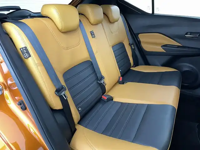 日産 キックス X ツートーンインテリアED 福島県 2021(令3)年 3.9万km プレミアムホライズンオレンジ/ピュアブラック 2トーン 安全装備/・衝突軽減ブレーキ/・プロパイロット/・踏み間違い衝突防止アシスト/・前方衝突予測警報/・車線逸脱防止支援システム/・車線逸脱警報/・ふらつき警報/ワンオーナー/純正9インチSDナビ/型式：MM320D-2/・アラウンドビューモニター /・フルセグTV /・ETC/・前方ドライブレコーダー/・Bluetooth/・CD/DVD/・FM/AM/・ステアリングスイッチ/デジタルインナーミラー/電子パーキング/ブレーキホールド/LEDヘッドライト/・フォグランプ/・オートライト/・オートマチックハイビーム/レザーシート/・前席シートヒーター/・革ステアリング/・ステアリングヒーター/純正ホイール/純正フロアマット/純正ドアバイザー/ウィンカーミラー/オートミラー/アイドリングストップ/ルーフレール/クリアランスソナー前後/プッシュスタート/・スマートキー/・スペアキー