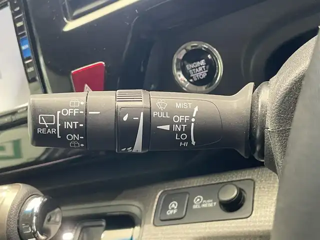 ホンダ ステップワゴン G ホンダセンシング 鹿児島県 2017(平29)年 5.7万km ホワイトオーキッドパール 禁煙車/純正ナビ/バックカメラ/両側パワースライドドア/ホンダセンシング/・クルーズコントロール/・衝突被害軽減ブレーキ/・車線維持支援システム/・誤発進抑制機能/・路外逸脱抑制機能/・先行者お知らせ機能/・標識認識機能/わくわくゲート/フルオートエアコン/ドアバイザー/純正フロアマット/電動格納ミラー/ETC