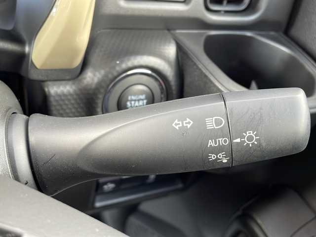 スズキ ハスラー HYBRID G 岩手県 2024(令6)年 0.5万km クールカーキパールメタリック/ソフトベージュメタリック スズキセーフティサポート/社外SDナビ/AM/FM/Bluetooth/フルセグTV/社外オーディオ/バックカメラ/ETC/レーダークルーズコントロール/衝突被害軽減ブレーキ/レーンキープアシスト/横滑り防止装置/アイドリングストップ/シートヒーター/オートライト/LEDヘッドライト/スマートキー/プッシュスタート/電動格納ミラー/社外フロアマット