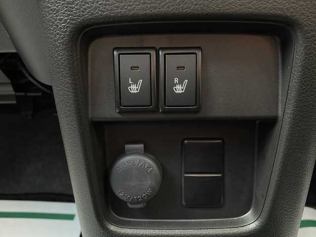 スズキ ハスラー HYBRID G 岩手県 2024(令6)年 0.5万km クールカーキパールメタリック/ソフトベージュメタリック スズキセーフティサポート/社外SDナビ/AM/FM/Bluetooth/フルセグTV/社外オーディオ/バックカメラ/ETC/レーダークルーズコントロール/衝突被害軽減ブレーキ/レーンキープアシスト/横滑り防止装置/アイドリングストップ/シートヒーター/オートライト/LEDヘッドライト/スマートキー/プッシュスタート/電動格納ミラー/社外フロアマット