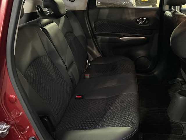 日産 ノート メダリスト 福島県 2012(平24)年 6.1万km ラディアントレッド 純正7インチナビ/・型番：MM112-W/・ワンセグTV/SD/CD/AUX/FM/AM/・バックカメラ/・アラウンドビューモニター/革張りステアリング/ハーフレザーシート/プッシュスタート/・スマートキー/・スペアキー1本/電動格納ミラー/アイドリングストップ/ハロゲンヘッドライト/・オートライト/・ヘッドライトレベライザー/純正ドアバイザー/純正フロアマット/積込みスタッドレスタイヤ/・LOXARNY SPORTアルミ/・溝8mm