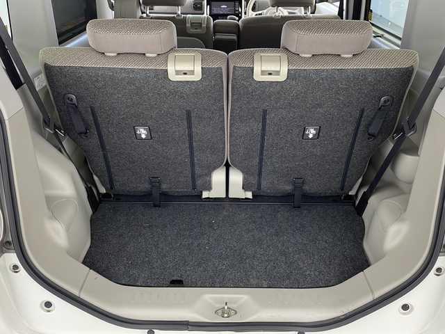 ダイハツ タント X SAⅡ 大阪府 2016(平28)年 6.3万km パールホワイトⅢ 純正SDナビ/【BT/フルセグTV/DVD]/バックカメラ/ETC/ドライブレコーダー/両側パワースライドドア/衝突被害軽減システム/オートライト/ハロゲンライト/後席サンシェード/純正フロアマット/ドアバイザー/スペアキー