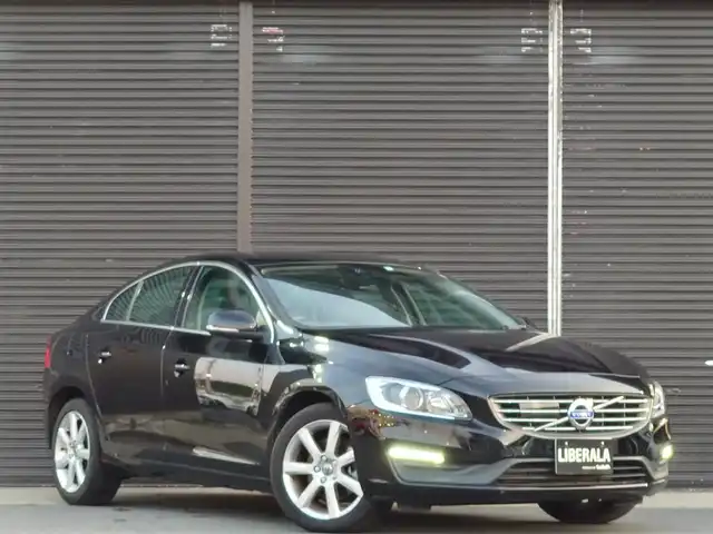 ボルボ ｓ６０ D4 Se 純正ナビ Bt クルコン Bカメラ 革シート 16年式 平成28年式 オニキスブラックp Id 中古車検索のガリバー