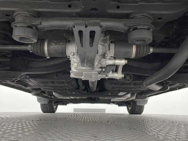 ホンダ ヴェゼル X ホンダセンシング 新潟県 2017(平29)年 4.1万km ホワイトオーキッドパール ４WD/ホンダセンシング/純正メモリナビTV/Bluetooth/CD/バックカメラ/ドライブレコーダー/ETC/シートヒーター/プッシュスタート/スマートキー/スペアキー/オートライト/フォグランプ/純正フロアマット/社外１６インチアルミホイール/ドアバイザー/保証書