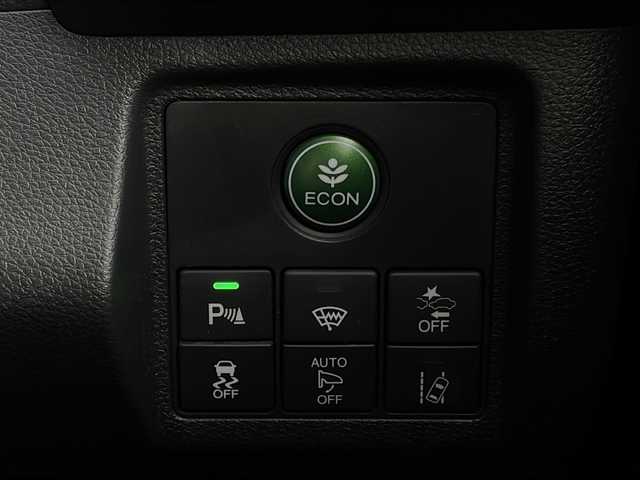 ホンダ ヴェゼル X ホンダセンシング 新潟県 2017(平29)年 4.1万km ホワイトオーキッドパール ４WD/ホンダセンシング/純正メモリナビTV/Bluetooth/CD/バックカメラ/ドライブレコーダー/ETC/シートヒーター/プッシュスタート/スマートキー/スペアキー/オートライト/フォグランプ/純正フロアマット/社外１６インチアルミホイール/ドアバイザー/保証書