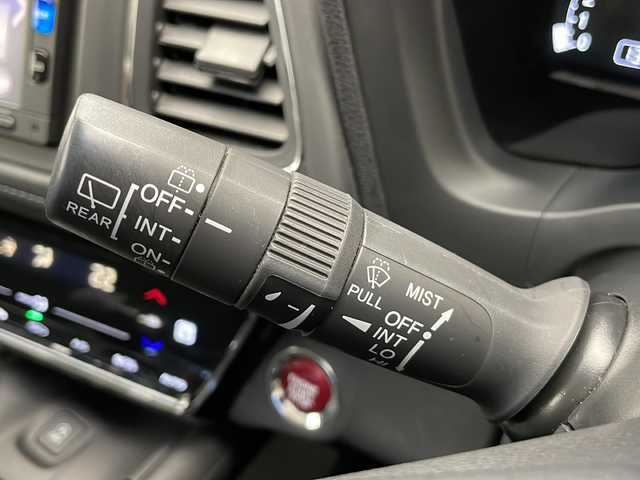 ホンダ ヴェゼル X ホンダセンシング 長野県 2017(平29)年 4.1万km ホワイトオーキッドパール ４WD/ホンダセンシング/・クルーズコントロール（追従あり）/・レーンキープアシスト/・衝突被害軽減システム/・クリアランスソナー/純正メモリナビ（型番：VXM-174CSi）/（ワンセグTV＆CD＆SD＆USB＆iPod）/バックカメラ/寒冷地仕様/ビルトインETC/ドライブレコーダー（前）/シートヒーター（前席）/電動パーキングブレーキ/ブレーキホールド/プッシュスタート/スマートキー/スペアキー/LEDヘッドライト/オートライト/フォグランプ/純正フロアマット/社外１６インチアルミホイール/ドアバイザー/保証書/取扱説明書
