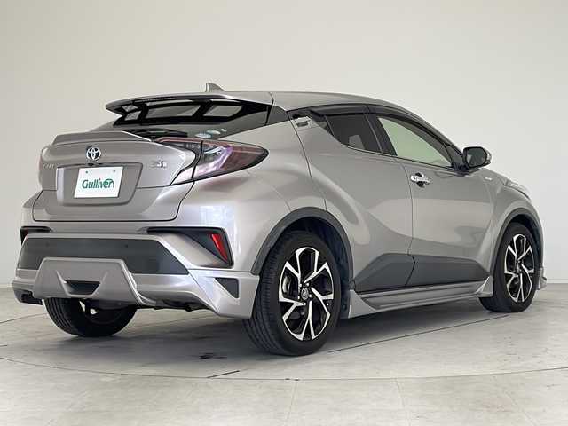 トヨタ Ｃ－ＨＲ G 愛知県 2017(平29)年 4.8万km メタルストリームM 衝突軽減システム/純正9型ナビ/レーダークルーズコントロール/シートヒーター/フルセグ/ＣＤ/Bluetooth/バックカメラ/コーナーセンサー/純正アルミホイール/ETC2.0/ブラインドスポットモニター/LEDヘッドライト/ドライブレコーダー/ステアリングスイッチ/スマートキー/プッシュスタート