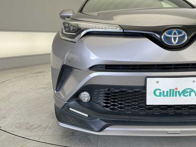 トヨタ Ｃ－ＨＲ G 愛知県 2017(平29)年 4.8万km メタルストリームM 衝突軽減システム/純正9型ナビ/レーダークルーズコントロール/シートヒーター/フルセグ/ＣＤ/Bluetooth/バックカメラ/コーナーセンサー/純正アルミホイール/ETC2.0/ブラインドスポットモニター/LEDヘッドライト/ドライブレコーダー/ステアリングスイッチ/スマートキー/プッシュスタート