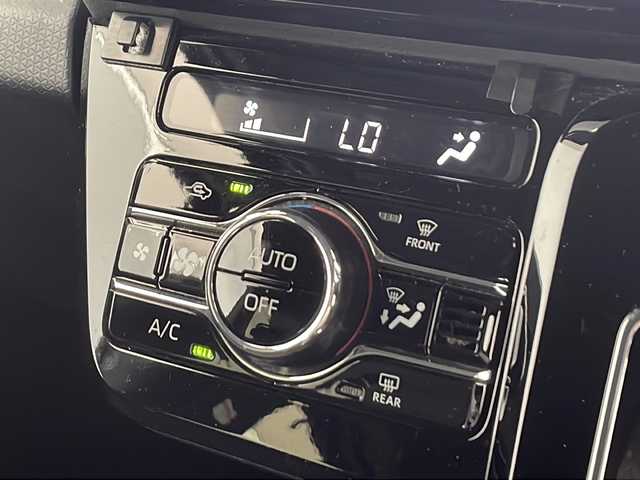 ダイハツ タント カスタム RS 千葉県 2019(令1)年 2.6万km パールブラック スマートアシスト/レーダークルーズコントロール/衝突軽減ブレーキ/クリアランスソナー/先行車発進警報/標識認識機能/レーンキープアシスト/純正SDナビ（NSZN-Y69DS）Bluetooth/CD/DVD/フルセグTV/バックカメラ/ETC/純正ドライブレコーダー前方/ハーフレザーシート/シートヒーター（D/N席）/両側パワースライドドア/LEDヘッドライト/オートライト/オートハイビーム/純正ドアバイザー/純正フロアマット/スタッドレスタイヤ