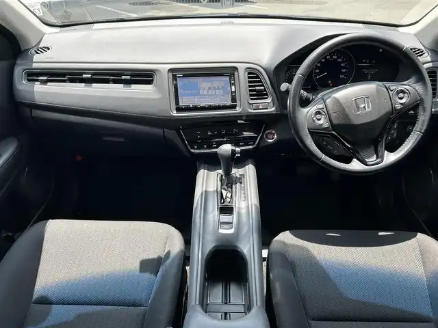 ホンダ ヴェゼル X ホンダセンシング 静岡県 2017(平29)年 5.9万km ミスティックグリーンパール 1オーナー/ホンダセンシング/純正ナビ/・フルセグTV/BTオーディオ/DVD/CD/SD/USB/バックカメラ/ドラレコ前後/ビルトインETC/LEDヘッドランプ/・フォグランプ/レーダークルーズコントロール/フロアマット/スマートキー/・スペアキー/保証書/取扱説明書/純正アルミホイール