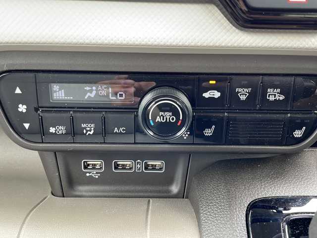 ホンダ Ｎ ＷＧＮ L 道東・釧路十勝 2024(令6)年 0.6万km クリスタルブラックパール 純正ナビ/フルセグ/Bluetooth/バックカメラ/ETC/運転席＆助手席シートヒーター/マルチリフレクターハロゲンヘッドライト/充電用USBジャック（急速充電対応タイプ2個付）/プラズマクラスター技術搭載フルオートエアコンディショナー/Honda SENSING/オートブレーキホールド機能/電子制御パーキングブレーキ/テレスコピック&チルトステアリング/14インチスチールホイール＋フルホイールキャップ（シルバー&ブラック）