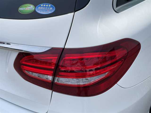 メルセデス・ベンツ Ｃ１８０ ワゴン スポーツ 新潟県 2015(平27)年 9.2万km 白 メモリナビ/ターボ/バックカメラ/プッシュスタート/ブラインドスポットモニター/パワーリアゲート/コーナーセンサー/ハンズフリー/ステアリングスイッチ/クルーズコントロール/ヘッドアップディスプレイ/アンビエントライト