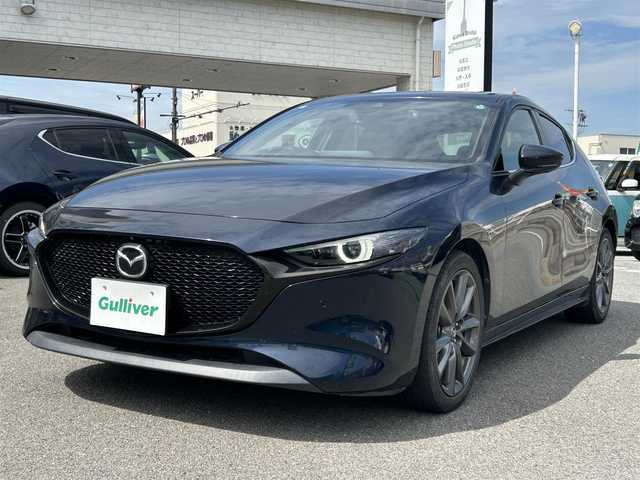 マツダ マツダ３ファストバック XD バーガンディセレクション 奈良県 2020(令2)年 2.2万km ディープクリスタルブルーマイカ ワンオーナー/メーカーナビ/レザーシート/BOSEサウンド/パドルシフト/パワーシート/前後ドラレコ/アラウンドビュー/ビルドインETC/追従式クルーズコントロール/メモリーシート/スマートエンジン/フルセグテレビ/保証書/取扱説明書
