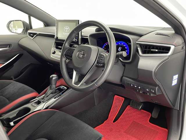 トヨタ カローラ スポーツ ハイブリッドG Z 宮崎県 2021(令3)年 4万km プラチナホワイトパールマイカ 寒冷地仕様/Toyota Safety Sense/〇プリクラシュセーフティ/〇レーントレーシングアシスト/〇パーキングサポートブレーキ/〇ロードサインアシスト/〇オートマチックハイビーム/〇レーダークルーズコントロール/〇クリアランスソナー/〇先行車発進告知/純正9インチディスプレイオーディオ/ナビ機能/フルセグTV/バックカメラ/専用ハーフレザーシート/シートヒーター/ステアリングヒーター/置くだけ充電/LEDヘッドライト/純正18インチAW/ビルトインETC