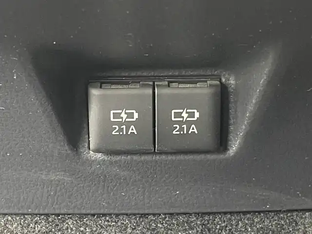 トヨタ カムリ G レザーパッケージ 大分県 2017(平29)年 8.8万km プラチナホワイトパールマイカ 純正メーカーナビ/(CD/DVD/BT/フルセグTV)/バックカメラ/サンルーフ /レザーシート /パワーシート/シートヒーター /スマートキー/プッシュスタート/ETC/電格ミラー/ウィンカーミラー/オートライト/フォグランプ/LEDヘッドライト/レーダークルーズコントロール/ステアリングスイッチ/ヘッドアップディスプレイ