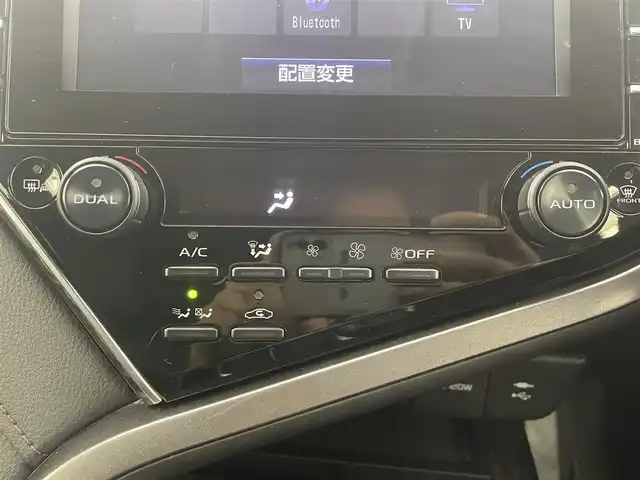 トヨタ カムリ G レザーパッケージ 大分県 2017(平29)年 8.8万km プラチナホワイトパールマイカ 純正メーカーナビ/(CD/DVD/BT/フルセグTV)/バックカメラ/サンルーフ /レザーシート /パワーシート/シートヒーター /スマートキー/プッシュスタート/ETC/電格ミラー/ウィンカーミラー/オートライト/フォグランプ/LEDヘッドライト/レーダークルーズコントロール/ステアリングスイッチ/ヘッドアップディスプレイ