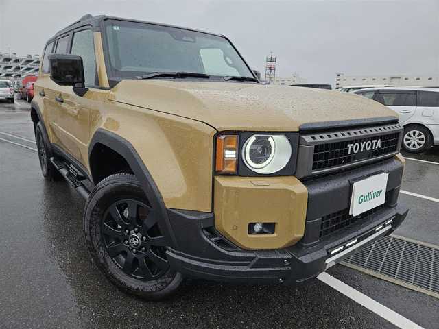 トヨタ ランドクルーザー ２５０ VX ファーストエディション 宮城県 2024(令6)年 1.1万km 茶Ⅱ 〇ワンオーナー/〇JAOSフロントスポイラー/〇JAOSサイドステップ/〇ムーンルーフ/〇ルーフレール/〇純正12.3インチディスプレイオーディオ/〇コネクティッドナビ対応/〇バックカメラ/〇パノラミックビューモニター/〇ビルトインETC2.0/〇ドライブレコーダー/〇7人乗り/〇セーフティセンス/・レーダークルーズコントロール/・プリクラッシュセーフティー/〇トヨタチームメイト/〇丸目1眼LEDヘッドランプ/〇オートライト/〇LEDフロントフォグ/〇純正18インチアルミ/〇革巻きステアリング/〇ステアリングヒーター/〇左右後席独立温度調整オートエアコン/〇ダークチェスナット革シート/〇シートヒーター/〇シートベンチレーション/〇パワーシート/〇パワーバックドア/〇スマートエントリー/〇禁煙車