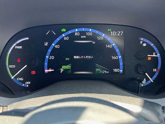 トヨタ ヤリスクロス ハイブリッド Z 茨城県 2022(令4)年 0.8万km ブラックマイカ 純正ＳＤナビ/-BT/FM/AM　/レーダークルーズコントロール　/ＥＴＣ　/バックカメラ　/D席N席シートヒーター　/D席パワーシート　/コーナーセンサー前後　/ＬＥＤヘッドライト　/オートライト　/レーンキープアシスト/純正18インチアルミホイール/オールオートパワーウィンドウ/パワーステアリング/プッシュスタート