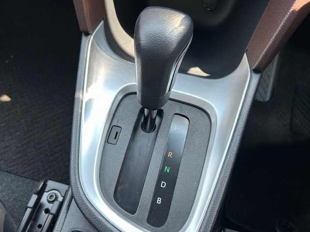 トヨタ ヤリスクロス ハイブリッド Z 茨城県 2022(令4)年 0.8万km ブラックマイカ 純正ＳＤナビ/-BT/FM/AM　/レーダークルーズコントロール　/ＥＴＣ　/バックカメラ　/D席N席シートヒーター　/D席パワーシート　/コーナーセンサー前後　/ＬＥＤヘッドライト　/オートライト　/レーンキープアシスト/純正18インチアルミホイール/オールオートパワーウィンドウ/パワーステアリング/プッシュスタート