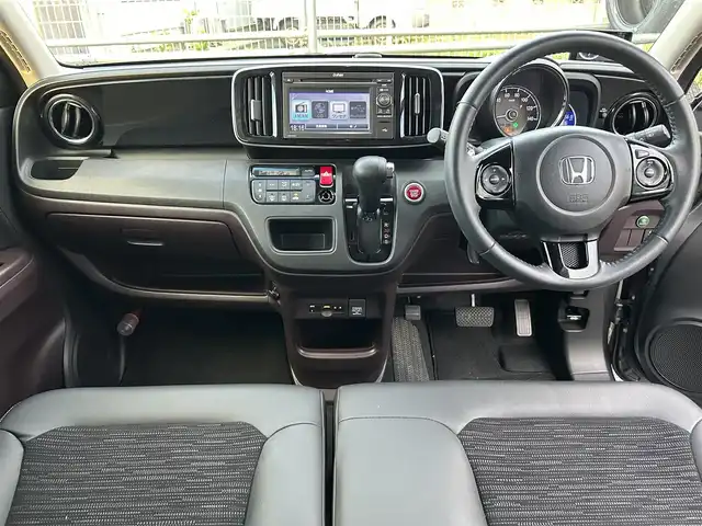 ホンダ Ｎ ＯＮＥ プレミアム ツアラー 島根県 2017(平29)年 1.5万km シャイニンググレーM 登録時走行距離/Gathersナビ(CD・DVD)/ワンセグTV/バックカメラ/クルーズコントロール/パドルシフト/ETC/ディスチャージヘッドランプ/VSA/・ABS/・トラクションコントロールシステム/・横滑り抑制/アイドリングストップ機能/LEDフォグライト/１５インチ社外AW/プッシュスタート/スマートキー(スペアキー×１)/禁煙車