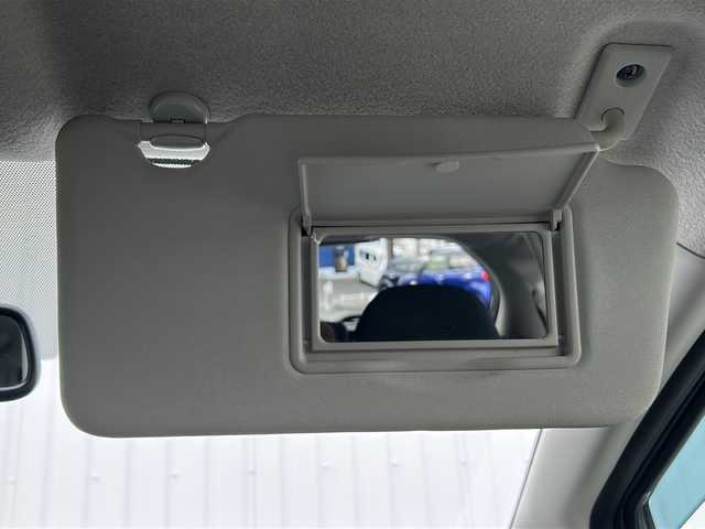 日産 ノート XVセレ +セーフ 三重県 2016(平28)年 9.4万km ダークメタルグレー 純正ナビ　/全周囲カメラ　/ＥＴＣ　/前方ドライブレコーダー　/コーナーセンサー/スペアキー　/レーンキープアシスト　/衝突軽減ブレーキ　/ＬＥＤヘッドライト　/オートライト　/ＵＳＢ給電　/純正フロアマット　/電動格納ミラー　/禁煙車