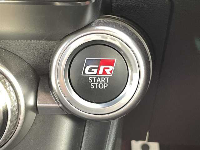 トヨタ ＧＲ８６ RZ 愛知県 2023(令5)年 5万km 赤 FUJITSUBOマフラー付き/・純正Tコネクト9インチメモリーナビ/・フルセグテレビ/・CD/DVD再生機能/・Bluetooth/USB/HDMI接続機能/・ウルトラスウェード×本革スポーツシート/・シートヒーター（運転席・助手席）/・純正18インチアルミホイール/・純正LEDヘッドライト/・オートライト/・FUJITSUBOマフラー/・トルセンLSD/・クルーズコントロール/・スマートキー/・MAX機能付きデュアルオートエアコン