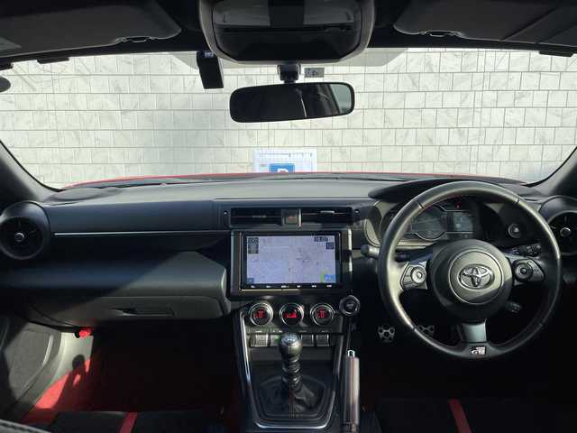 トヨタ ＧＲ８６ RZ 愛知県 2023(令5)年 5万km 赤 FUJITSUBOマフラー付き/・純正Tコネクト9インチメモリーナビ/・フルセグテレビ/・CD/DVD再生機能/・Bluetooth/USB/HDMI接続機能/・ウルトラスウェード×本革スポーツシート/・シートヒーター（運転席・助手席）/・純正18インチアルミホイール/・純正LEDヘッドライト/・オートライト/・FUJITSUBOマフラー/・トルセンLSD/・クルーズコントロール/・スマートキー/・MAX機能付きデュアルオートエアコン