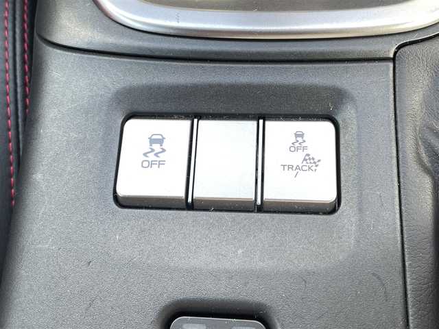 トヨタ ＧＲ８６ RZ 愛知県 2023(令5)年 5万km 赤 FUJITSUBOマフラー付き/・純正Tコネクト9インチメモリーナビ/・フルセグテレビ/・CD/DVD再生機能/・Bluetooth/USB/HDMI接続機能/・ウルトラスウェード×本革スポーツシート/・シートヒーター（運転席・助手席）/・純正18インチアルミホイール/・純正LEDヘッドライト/・オートライト/・FUJITSUBOマフラー/・トルセンLSD/・クルーズコントロール/・スマートキー/・MAX機能付きデュアルオートエアコン