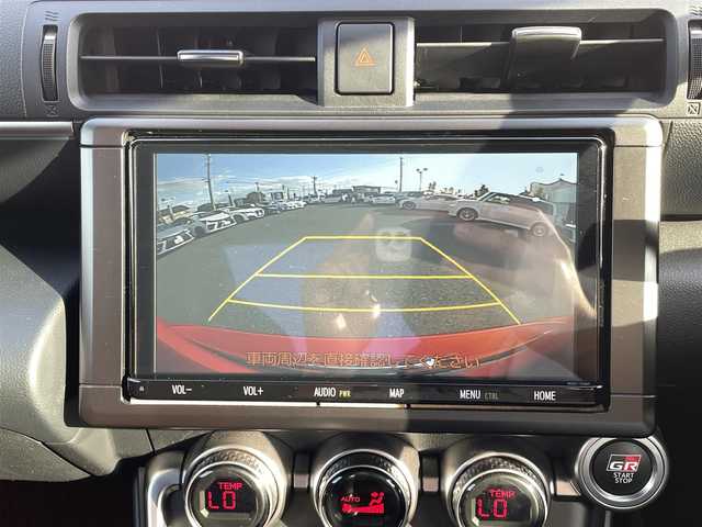 トヨタ ＧＲ８６ RZ 愛知県 2023(令5)年 5万km 赤 FUJITSUBOマフラー付き/・純正Tコネクト9インチメモリーナビ/・フルセグテレビ/・CD/DVD再生機能/・Bluetooth/USB/HDMI接続機能/・ウルトラスウェード×本革スポーツシート/・シートヒーター（運転席・助手席）/・純正18インチアルミホイール/・純正LEDヘッドライト/・オートライト/・FUJITSUBOマフラー/・トルセンLSD/・クルーズコントロール/・スマートキー/・MAX機能付きデュアルオートエアコン