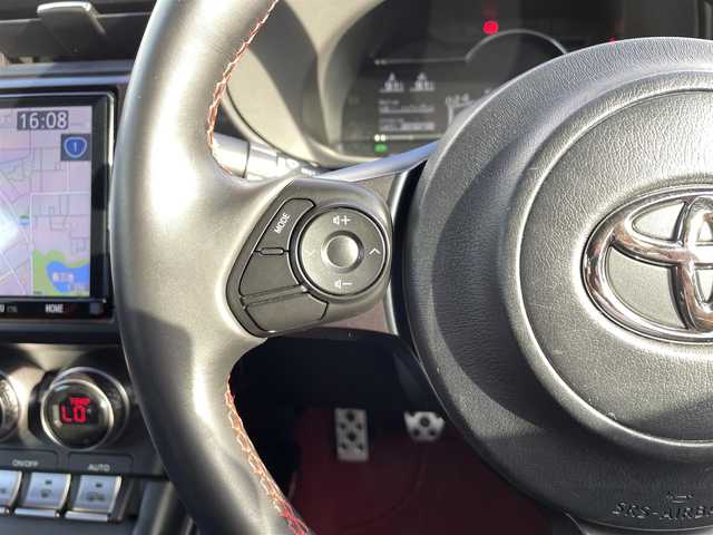 トヨタ ＧＲ８６ RZ 愛知県 2023(令5)年 5万km 赤 FUJITSUBOマフラー付き/・純正Tコネクト9インチメモリーナビ/・フルセグテレビ/・CD/DVD再生機能/・Bluetooth/USB/HDMI接続機能/・ウルトラスウェード×本革スポーツシート/・シートヒーター（運転席・助手席）/・純正18インチアルミホイール/・純正LEDヘッドライト/・オートライト/・FUJITSUBOマフラー/・トルセンLSD/・クルーズコントロール/・スマートキー/・MAX機能付きデュアルオートエアコン