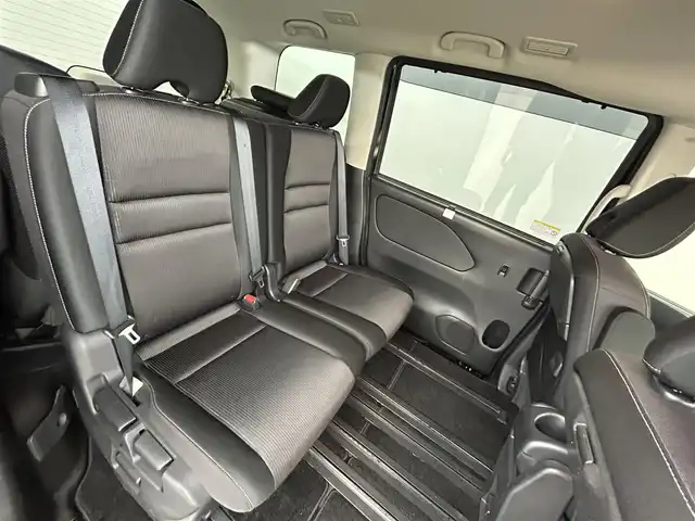 日産 セレナ ハイウェイスター Vセレクション 道央・札幌 2017(平29)年 6.3万km ダイヤモンドブラック ・4WD/・全方位カメラ/・フリップダウンモニター/・純正メモリナビ/・ＢＴ＆ＣＤ＆ＤＶＤ＆フルセグＴＶ/・衝突軽減ブレーキ/・横滑り防止機能/・前後障害物センサー/・スマートキー＆プッシュスタート/・両側パワースライド/・ＥＴＣ/・インテリジェントルームミラー/・プロパイロット/・アダプティブクルーズコントロール/・パーキングアシスト/・電動パーキングブレーキ/・ブレーキオートホールド/・純正フロアマット/・オートライト/・Wエアコン