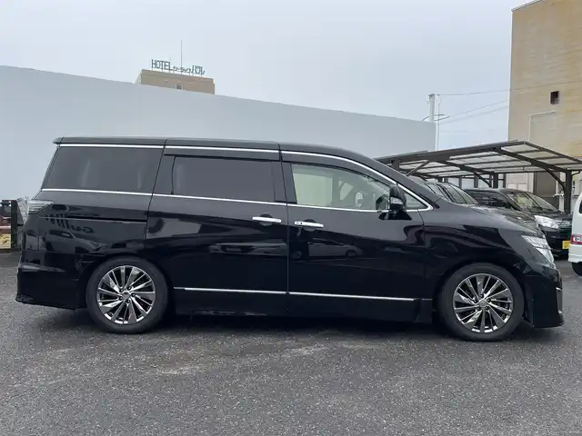 日産 エルグランド ライダー オーテック30th 福島県 2017(平29)年 11.7万km ファントムブラック 両側パワースライドドア /後席フリップダウンモニター/レザーシート/純正ナビ/バックカメラ/フルセグテレビ/デジタルインナーミラー/クルーズコントロール/純正Egスターター/TEIN車高調/車高調コントローラー/ノーマル足回り積込/プッシュスタート/社外AW付きスタッドレスタイヤ積込