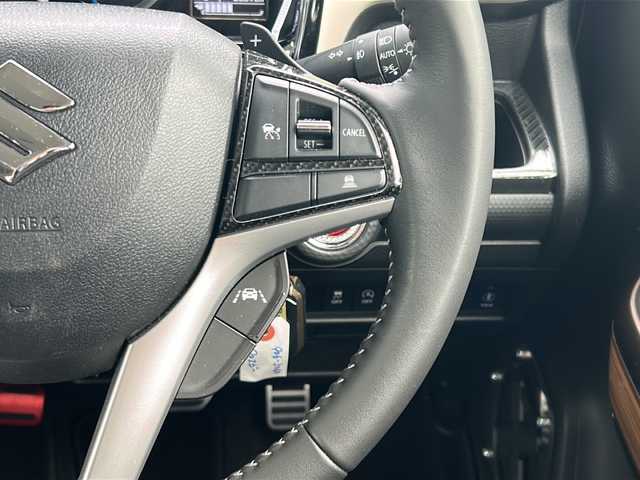 スズキ クロスビー HYBRID MZ 山形県 2024(令6)年 0.3万km キャラバンアイボリーパールメタリック/ホワイト 2トーンルーフ ワンオーナー/4WD/デュアルカメラブレーキサポート/レーダークルーズコントロール/コナーセンサー/全方位カメラ/社外SDナビ/（Bluetooth/CD/DVD/フルセグ)/ハーフレザーシート/LEDオートライト/オートマチックハイビーム/フォグランプ/前後ドライブレコーダー/デジタルインナーミラー/ステアリングスイッチ/パドルシフト/メーカーオプション多数/社外マフラー/純正AW/純正フロアマット/電動格納ミラー/スマートキー×2/ドアバイザー