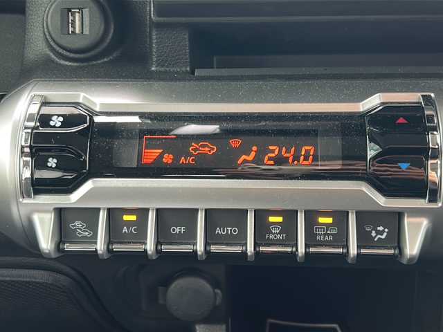 スズキ クロスビー HYBRID MZ 山形県 2024(令6)年 0.3万km キャラバンアイボリーパールメタリック/ホワイト 2トーンルーフ ワンオーナー/4WD/デュアルカメラブレーキサポート/レーダークルーズコントロール/コナーセンサー/全方位カメラ/社外SDナビ/（Bluetooth/CD/DVD/フルセグ)/ハーフレザーシート/LEDオートライト/オートマチックハイビーム/フォグランプ/前後ドライブレコーダー/デジタルインナーミラー/ステアリングスイッチ/パドルシフト/メーカーオプション多数/社外マフラー/純正AW/純正フロアマット/電動格納ミラー/スマートキー×2/ドアバイザー