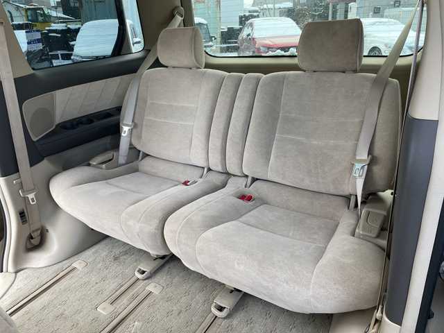 トヨタ アルファード Ｖ AX Lエディション 道央・札幌 2002(平14)年 14.4万km ゴールドM ４WD/純正DVDナビ/AM/FM/CD/ワンセグ/レーンキープアシスト/コーナーセンサー/バックカメラ/ETC/両側パワースライドドア/ステアリングリモコン/AC100V/リモコンキー/キセノンヘッドライト/オートライト/フォグランプ/電動格納ミラー/純正フロアマット/ドアバイザー