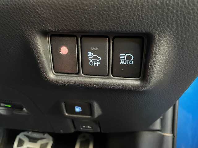 トヨタ Ｃ－ＨＲ S 宮城県 2017(平29)年 10万km コバルトブルーメタリック ディーラーオプションナビ/バックカメラ/レーダークルーズコントロール/プリクラッシュセーフティ/レーンキープアシスト/オートライト/オートマチックハイビーム/スマートキー/ドアバイザー/フロアマット/保証書/取扱説明書/スペアキー