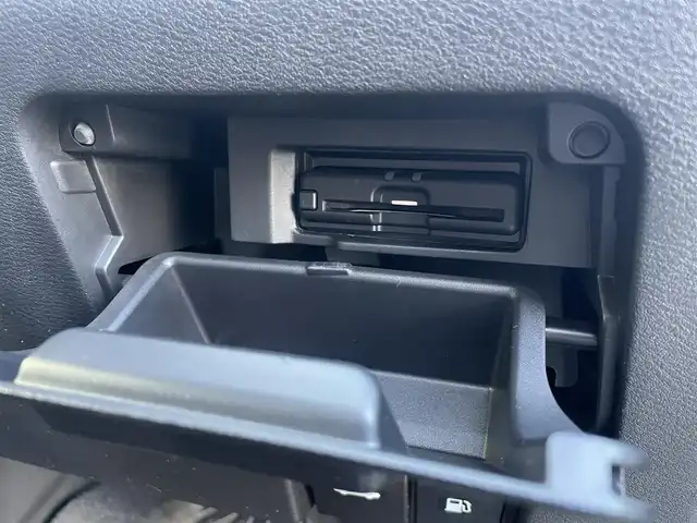 日産 セレナ e－パワー ハイウェイスター V 鳥取県 2020(令2)年 4万km 黒 純正１０型ナビ／ＴＶ／ＤＶＤ／ＣＤ／ＢＴ/アラウンドビューモニター/フリップダウン/ドライブレコーダー・ビルトインＥＴＣ/セーフティパックＢ/エマージェンシーブレーキ/プロパイロット/レーンキープアシスト/両側パワースライドドア/ＬＥＤライト/フォグライト/前後クリアランスソナー/全席シートカバー/電動パーキングブレーキ/プッシュエンジンスタート/純正１５インチアルミホイール/フロアマット