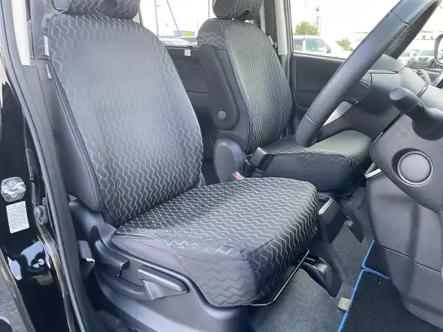 日産 セレナ e－パワー ハイウェイスター V 鳥取県 2020(令2)年 4万km 黒 純正１０型ナビ／ＴＶ／ＤＶＤ／ＣＤ／ＢＴ/アラウンドビューモニター/フリップダウン/ドライブレコーダー・ビルトインＥＴＣ/セーフティパックＢ/エマージェンシーブレーキ/プロパイロット/レーンキープアシスト/両側パワースライドドア/ＬＥＤライト/フォグライト/前後クリアランスソナー/全席シートカバー/電動パーキングブレーキ/プッシュエンジンスタート/純正１５インチアルミホイール/フロアマット